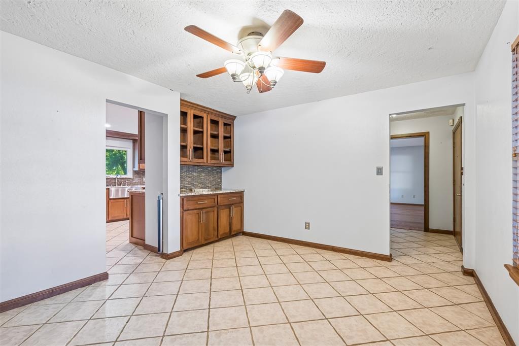 2415 Weatherford Drive Property Photo 16