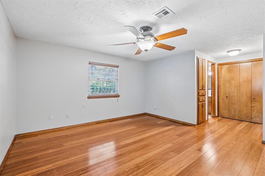 2415 Weatherford Drive Property Photo 19