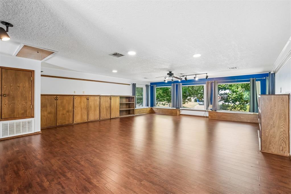 2415 Weatherford Drive Property Photo 37
