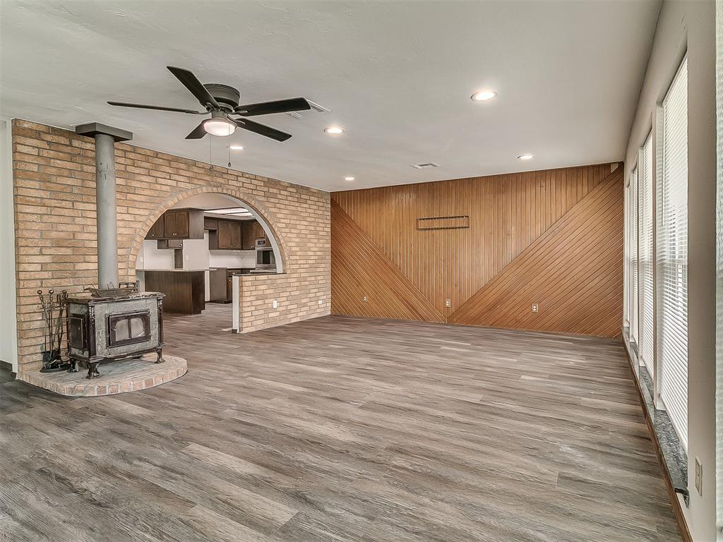 11225 Nw 110th Street Property Photo 6