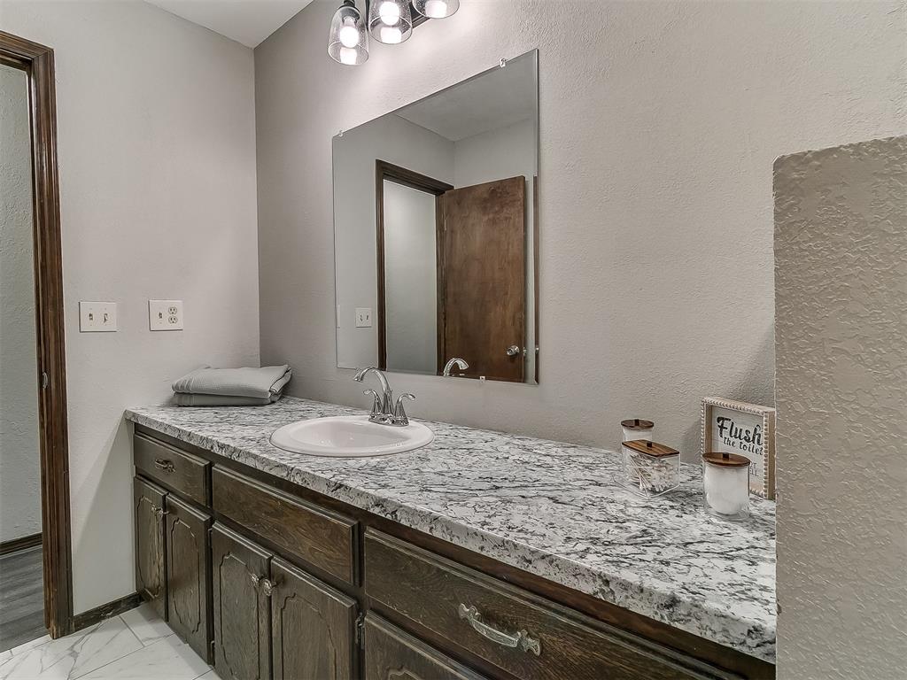 11225 Nw 110th Street Property Photo 21