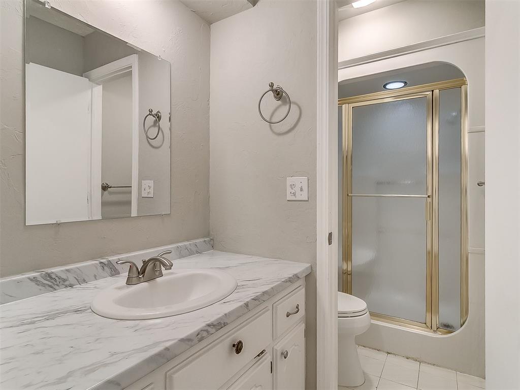 11225 Nw 110th Street Property Photo 24