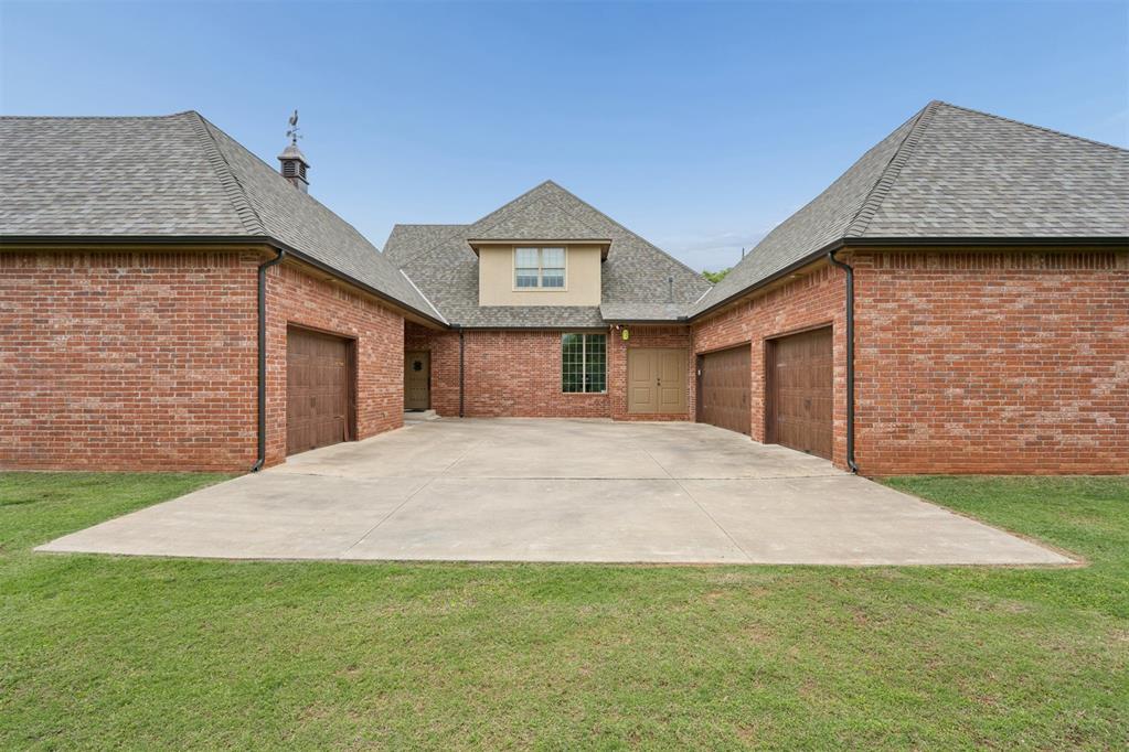 10221 S Triple X Road Property Photo 4