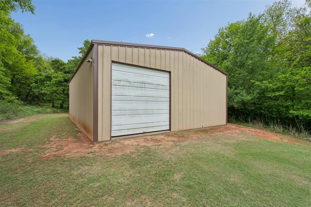 10221 S Triple X Road Property Photo 7