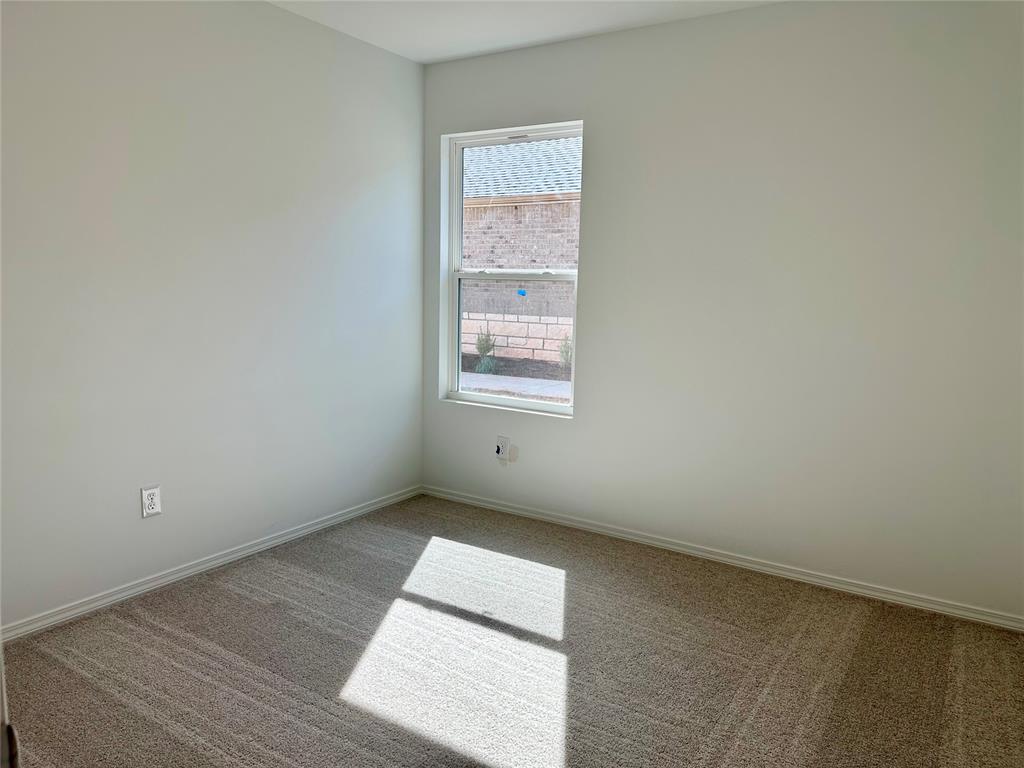 334914 Evans Lane Property Photo 6
