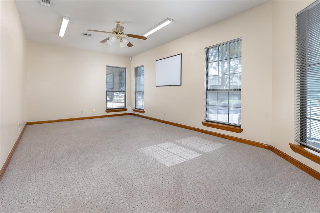 1225 Sovereign Row 105/107 Property Photo 5
