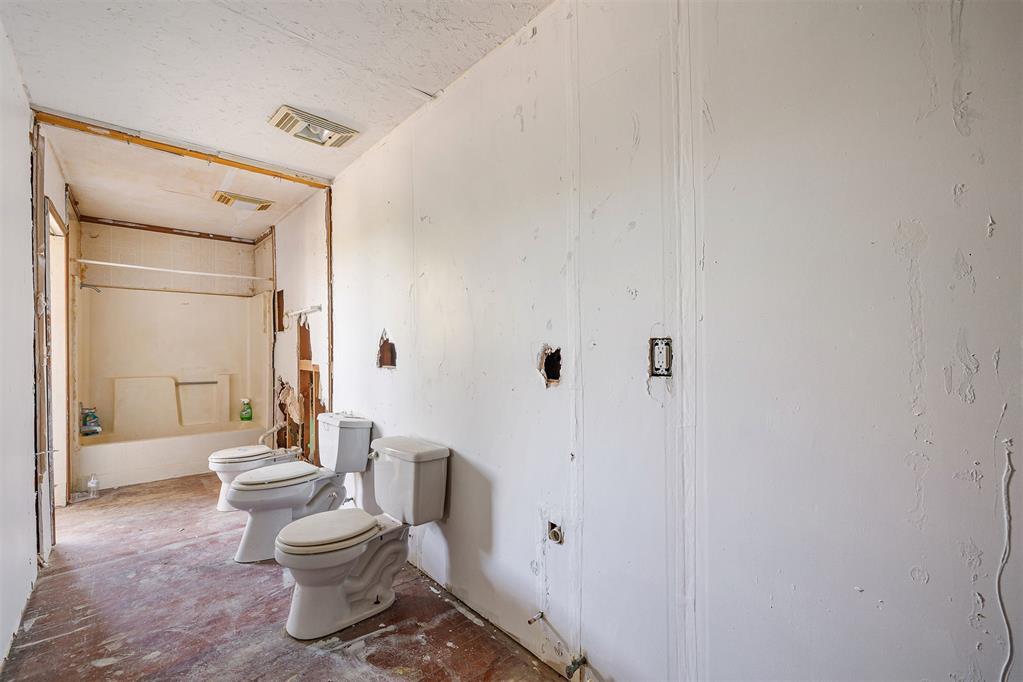 100 E Foreman Road Property Photo 22