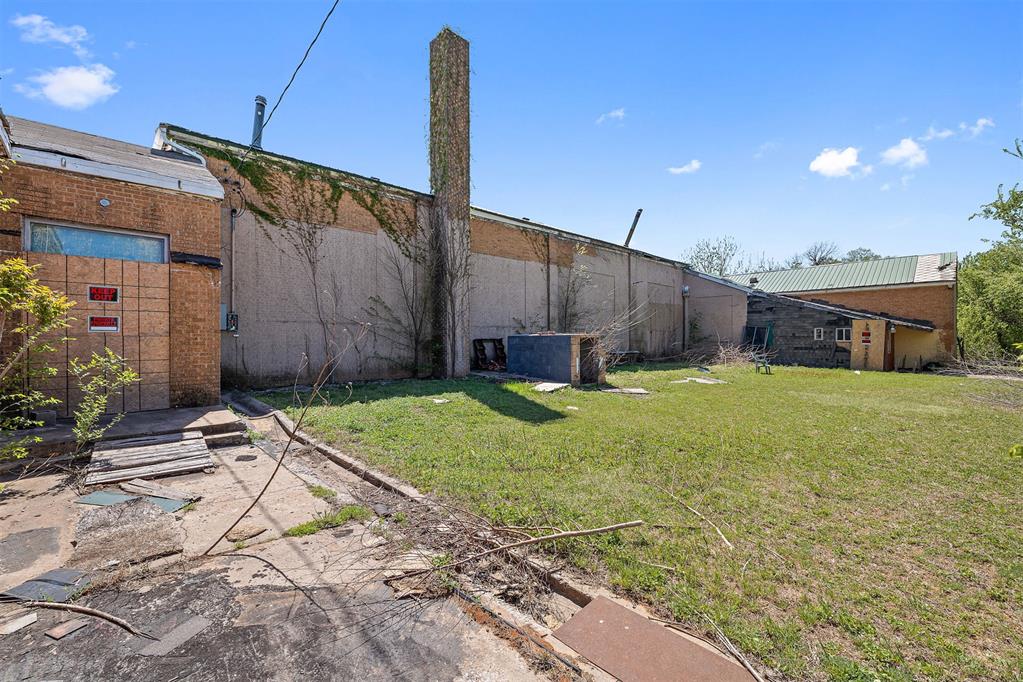 100 E Foreman Road Property Photo 27