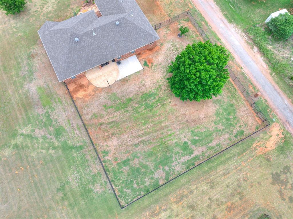 722 County Road 1350 Property Photo 35