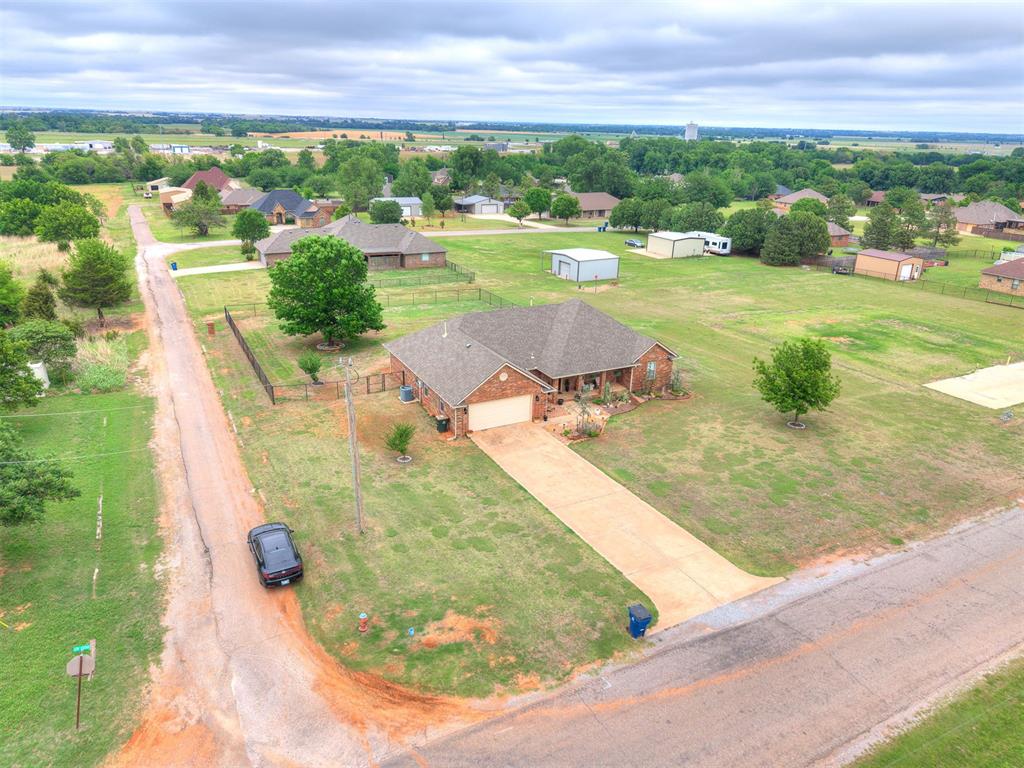 722 County Road 1350 Property Photo 37