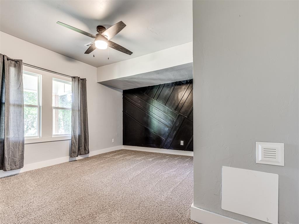 1901 W Park Place Property Photo 19