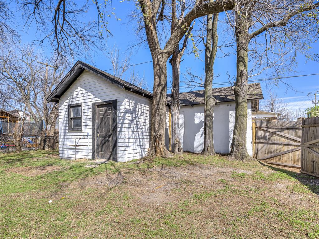 1901 W Park Place Property Photo 30
