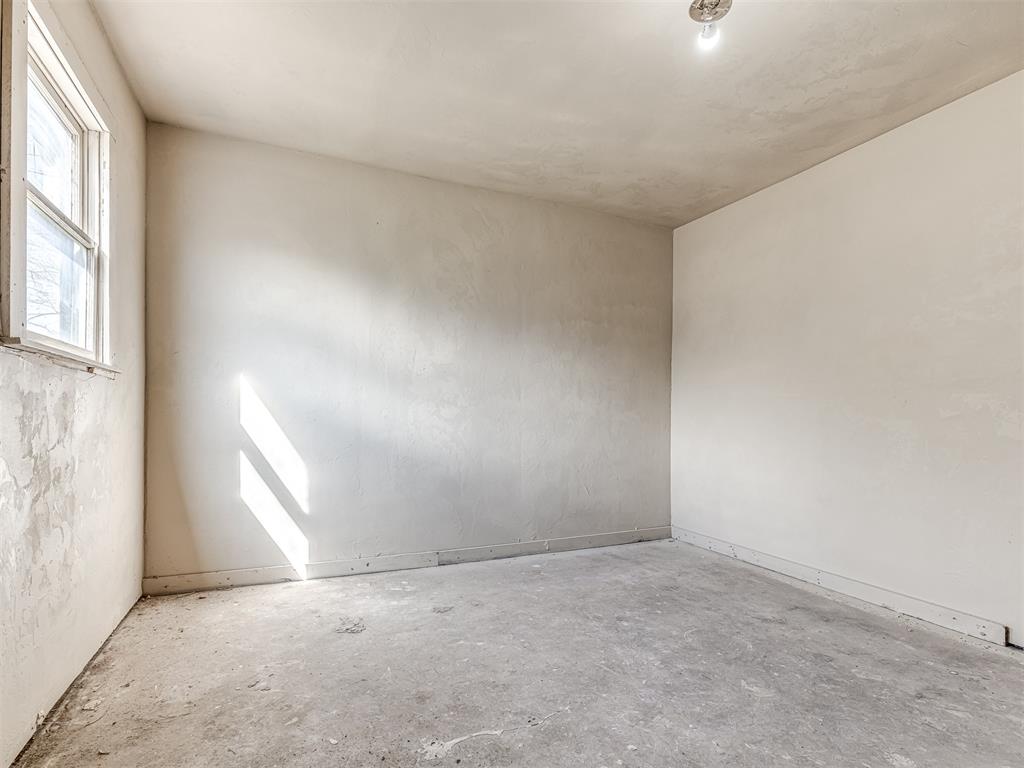 1901 W Park Place Property Photo 33