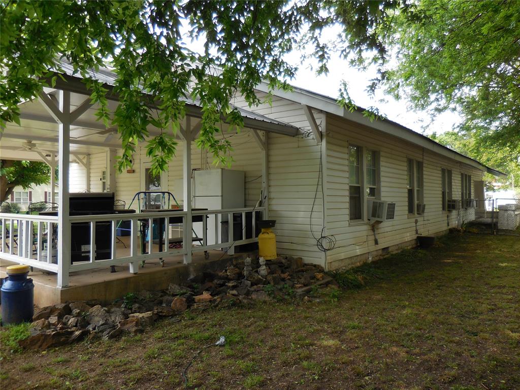 601 S 3rd Street Property Photo 10