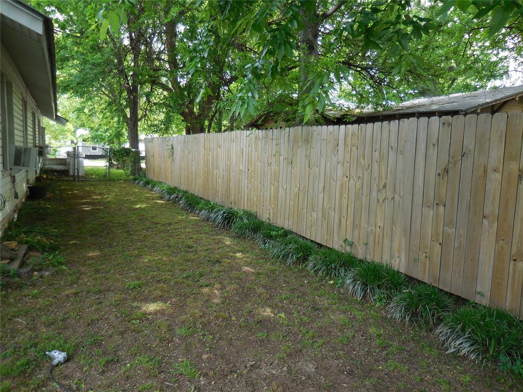 601 S 3rd Street Property Photo 11