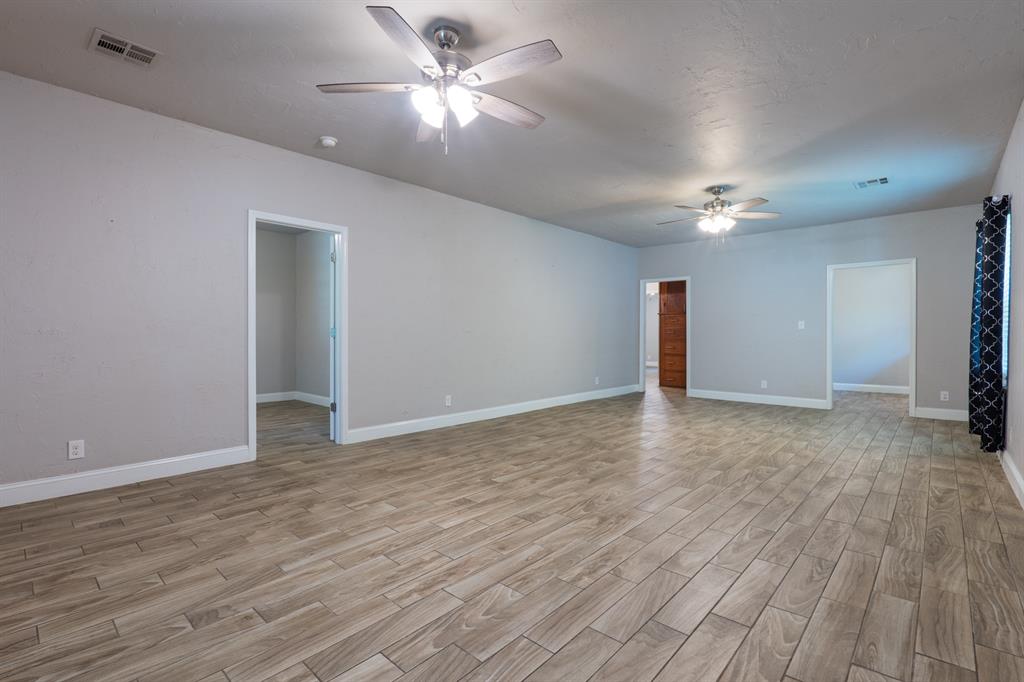 612 N Hobson Avenue Property Photo 6