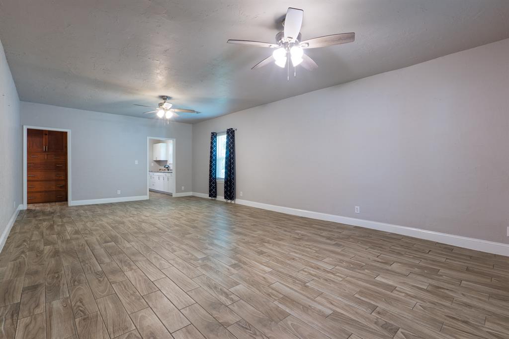 612 N Hobson Avenue Property Photo 7