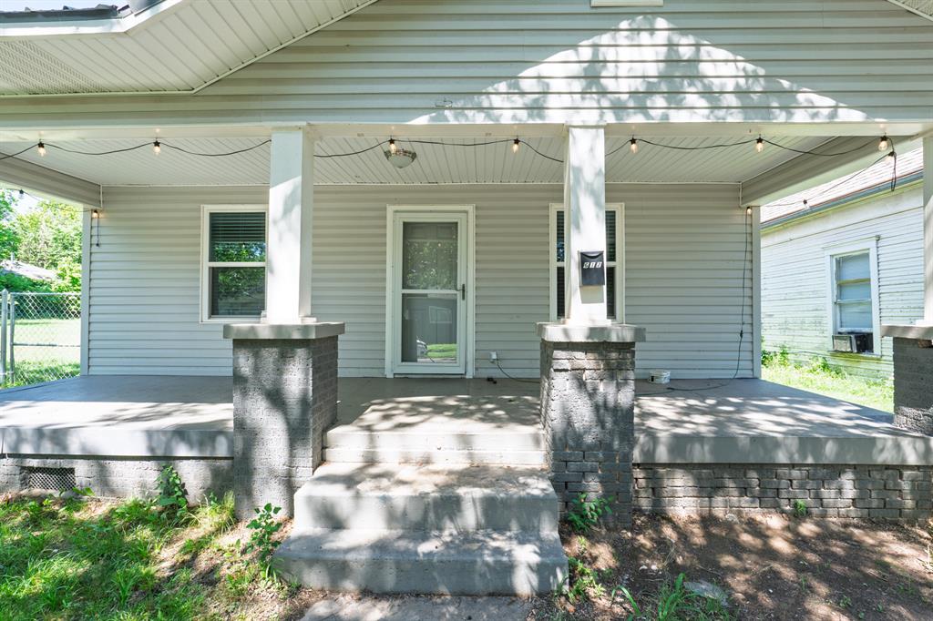 612 N Hobson Avenue Property Photo 29