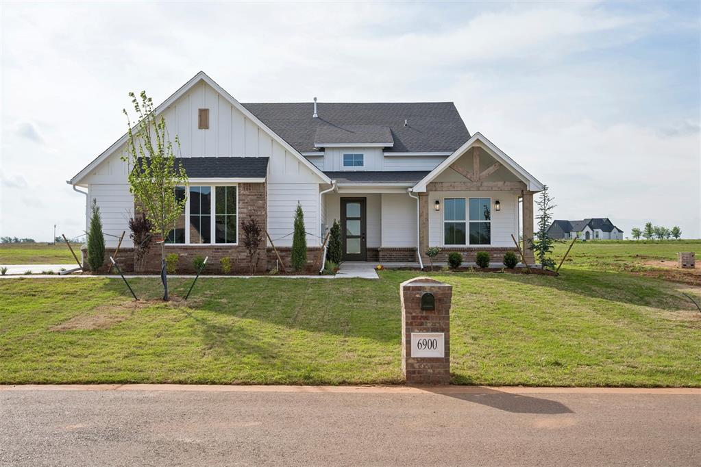 6900 Lake View Court Property Photo 1