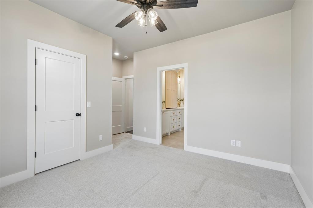 6900 Lake View Court Property Photo 33