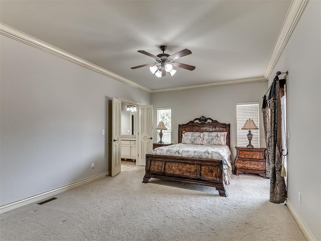 16328 Dustin Lane Property Photo 25