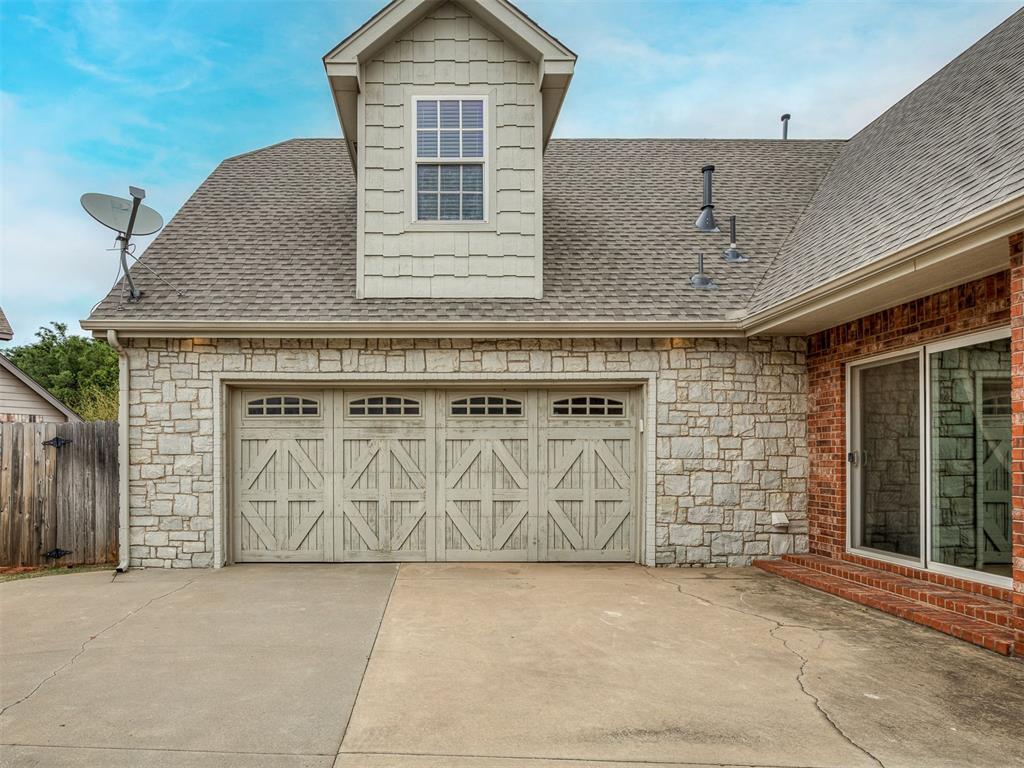 16328 Dustin Lane Property Photo 42