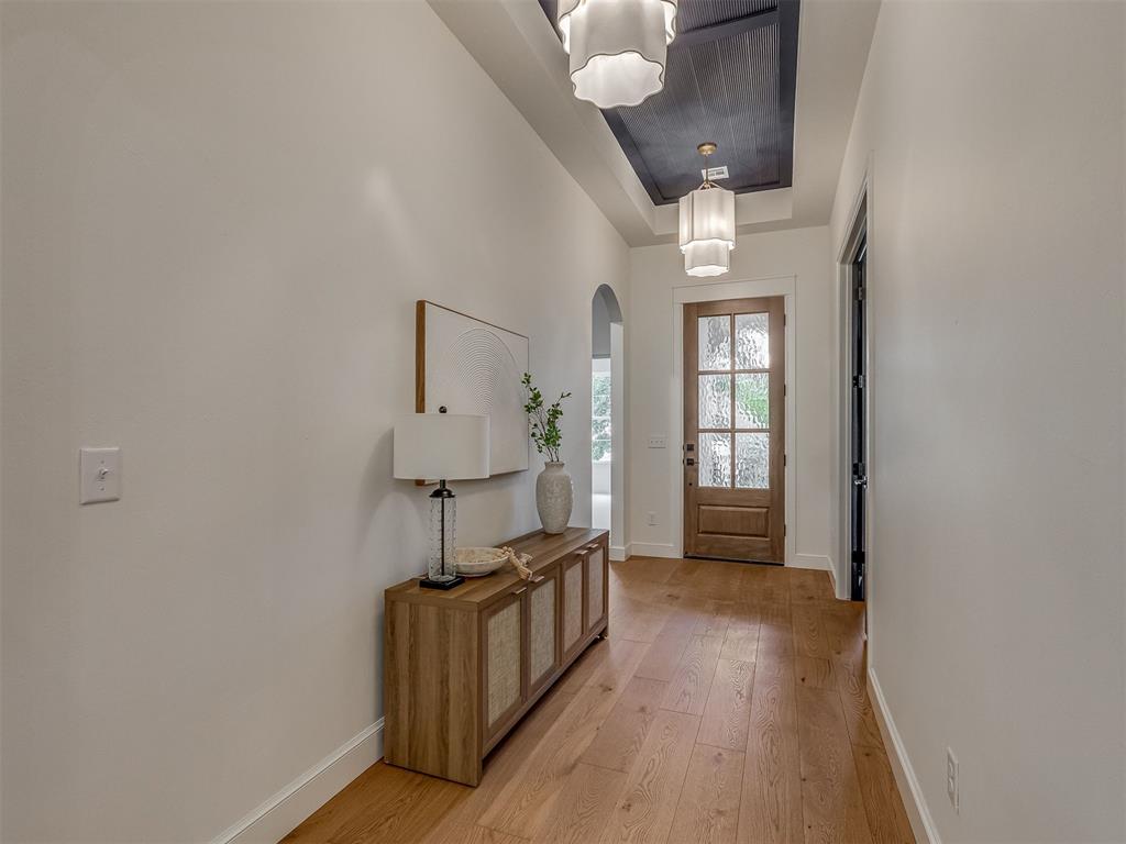 3932 Shady Hill Trail Property Photo 5