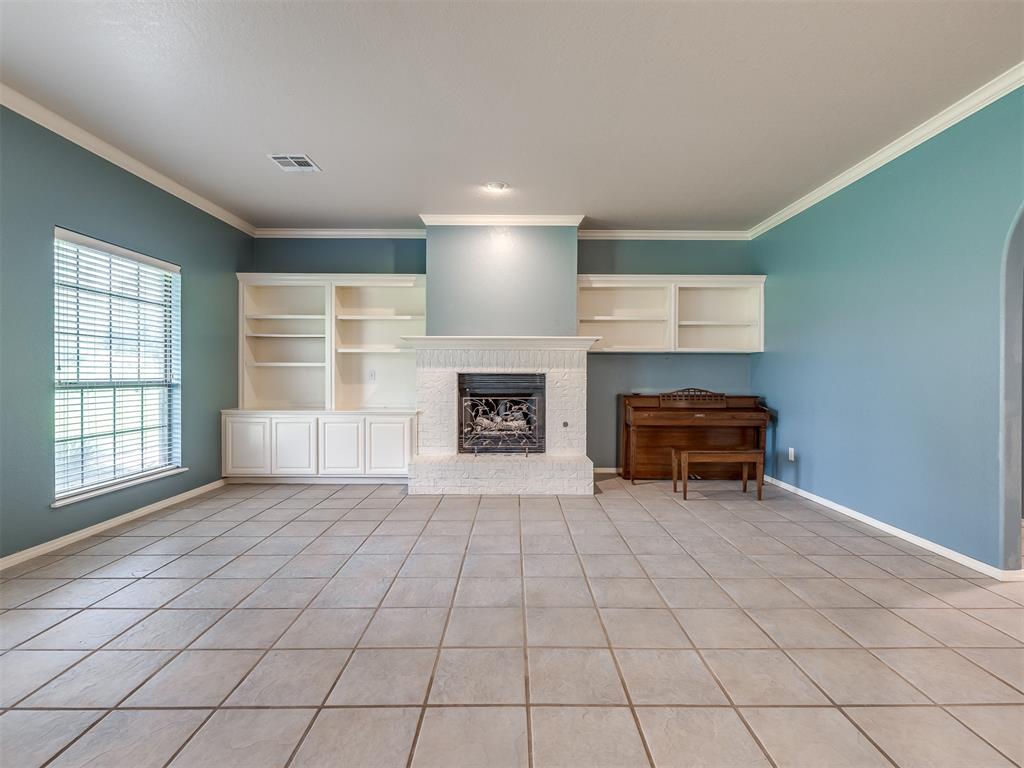 1813 Nw 161st Place Property Photo 8
