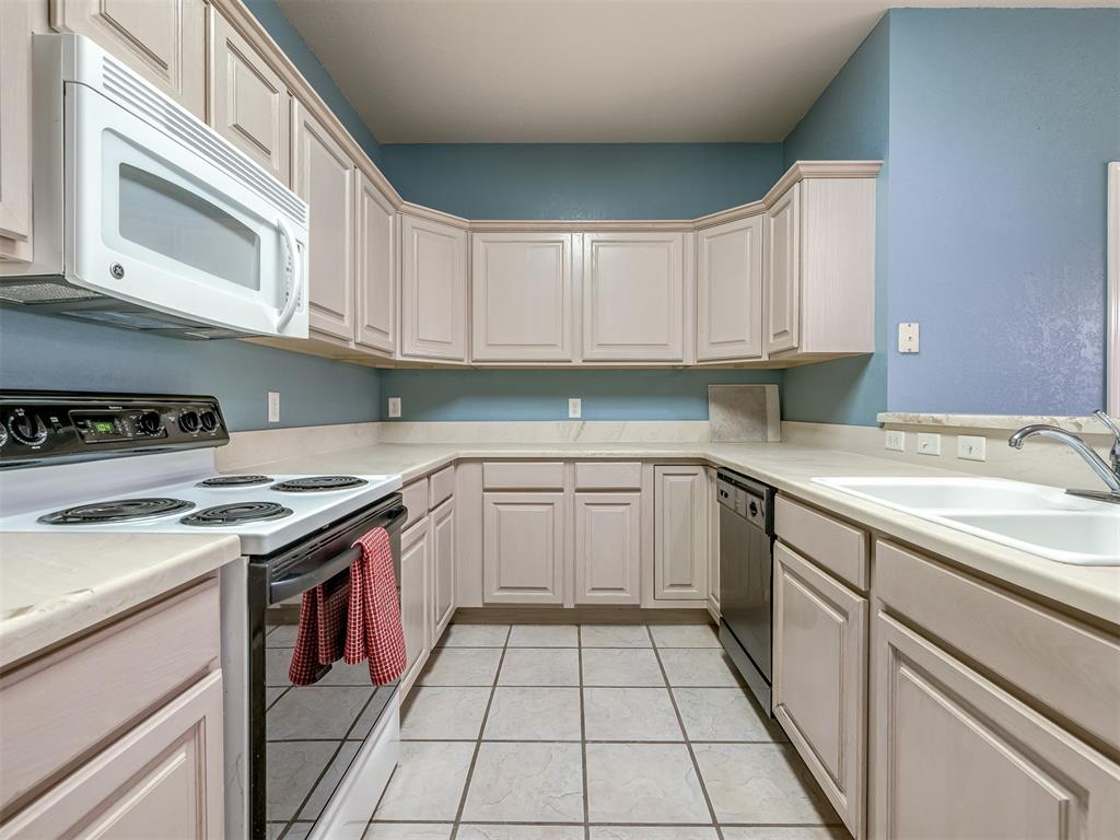 1813 Nw 161st Place Property Photo 16
