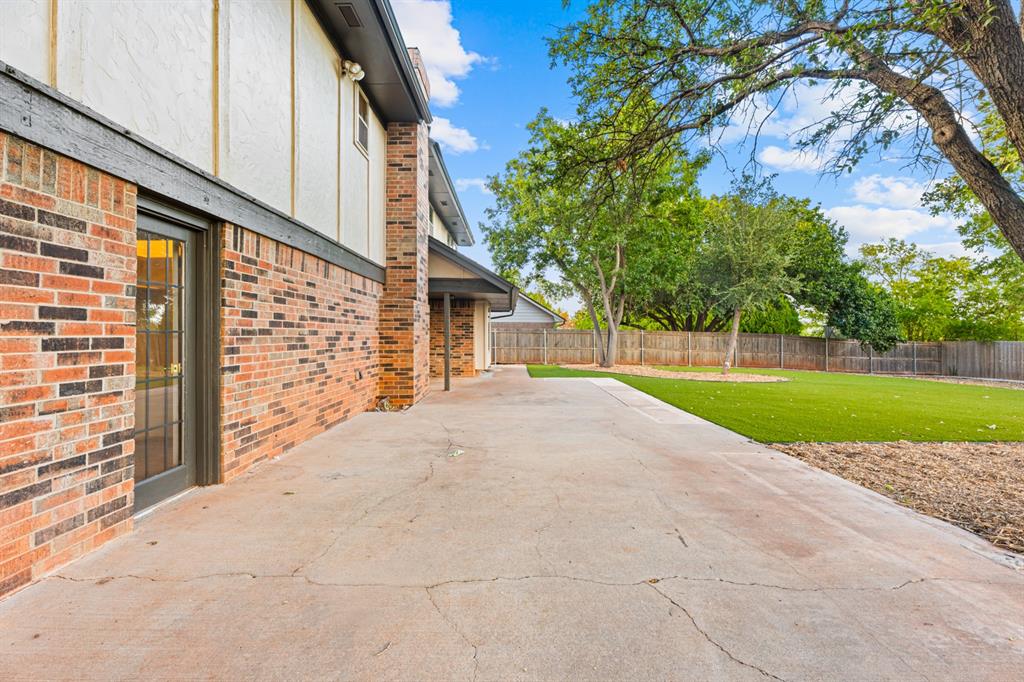 13028 Burlingame Avenue Property Photo 46
