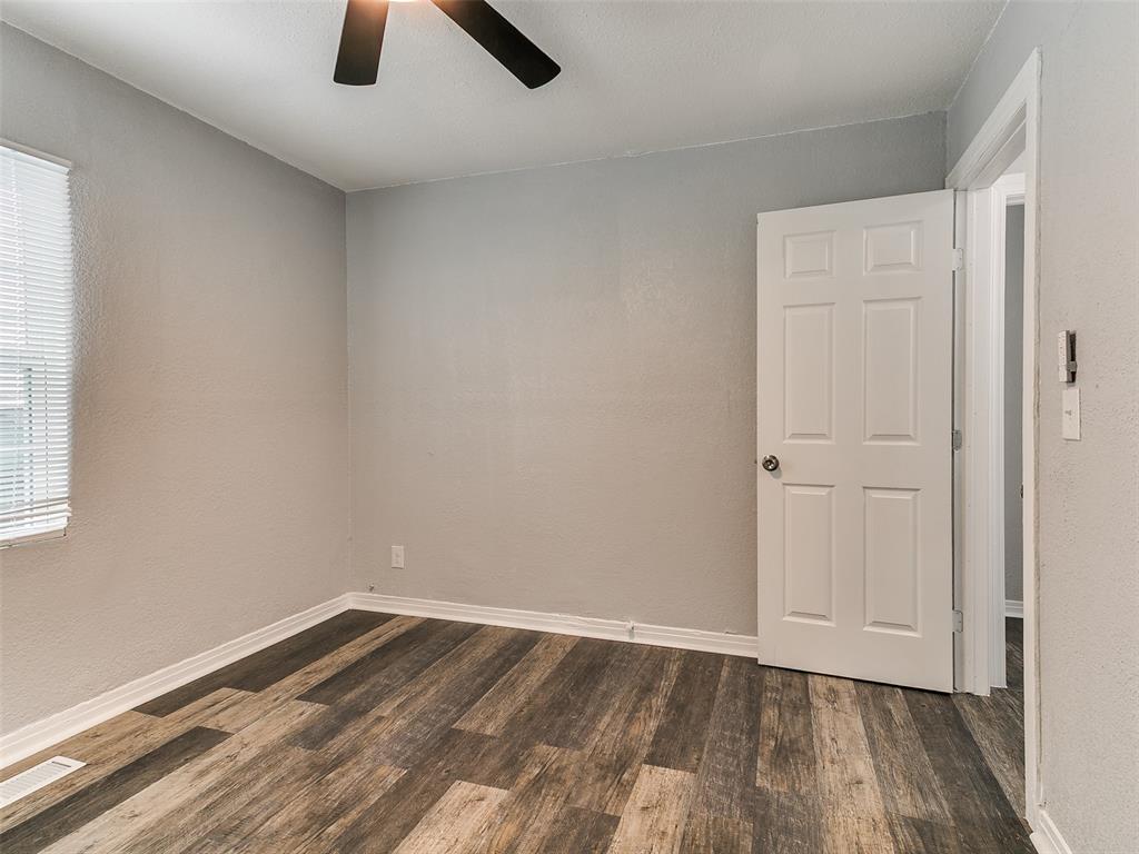 917 Sw 49th Street Property Photo 4