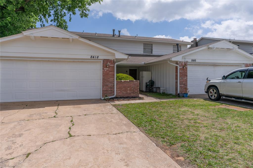 8418 Candlewood Drive Property Photo 2