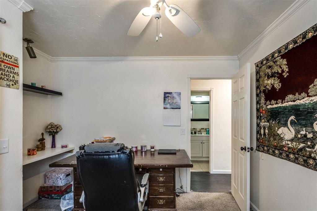 932 Hampton Circle Property Photo 28