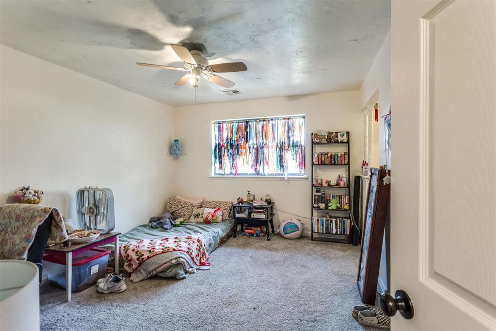 932 Hampton Circle Property Photo 33