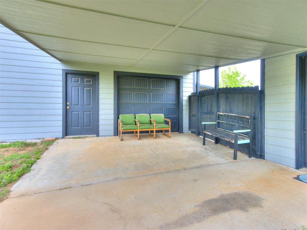 202 S Pottawatomie Road Property Photo 5
