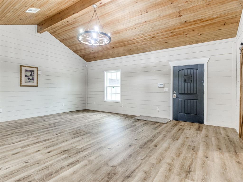 202 S Pottawatomie Road Property Photo 10