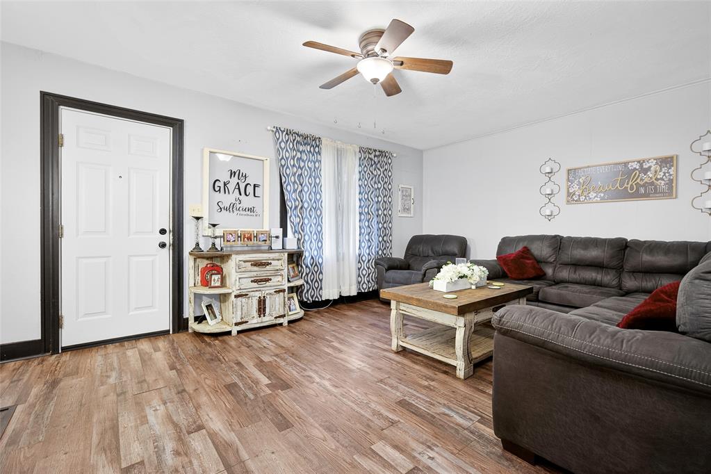 412 S Cherry Street Property Photo 10