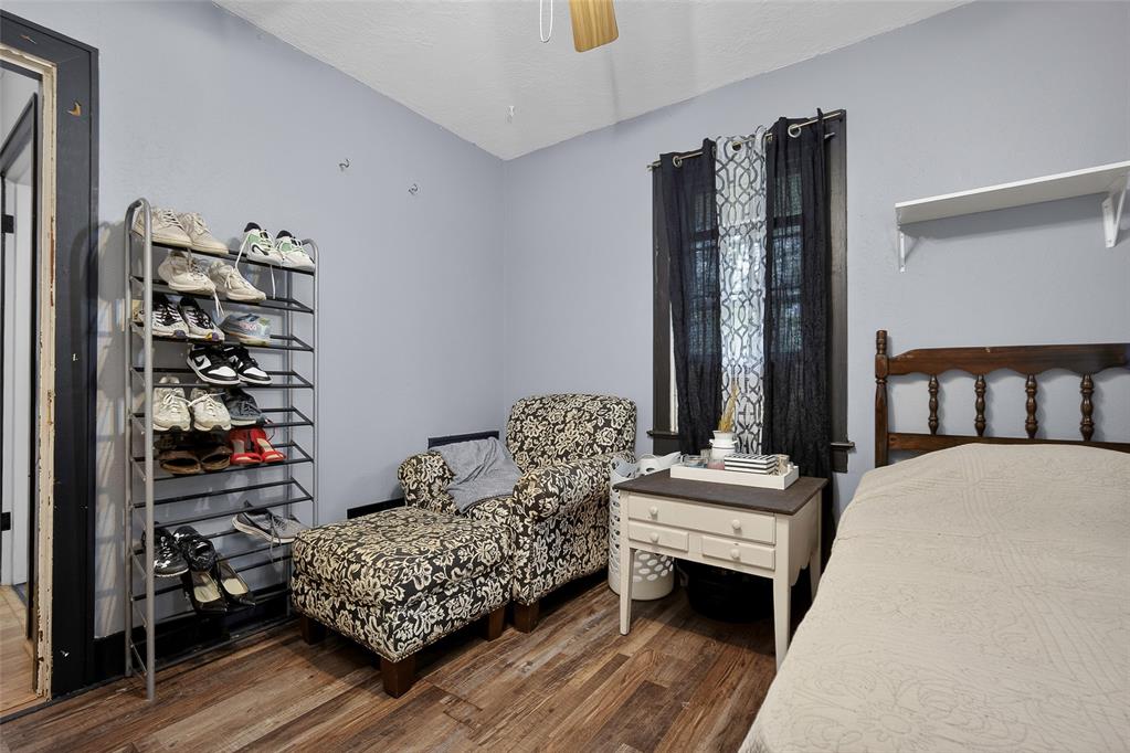 412 S Cherry Street Property Photo 18