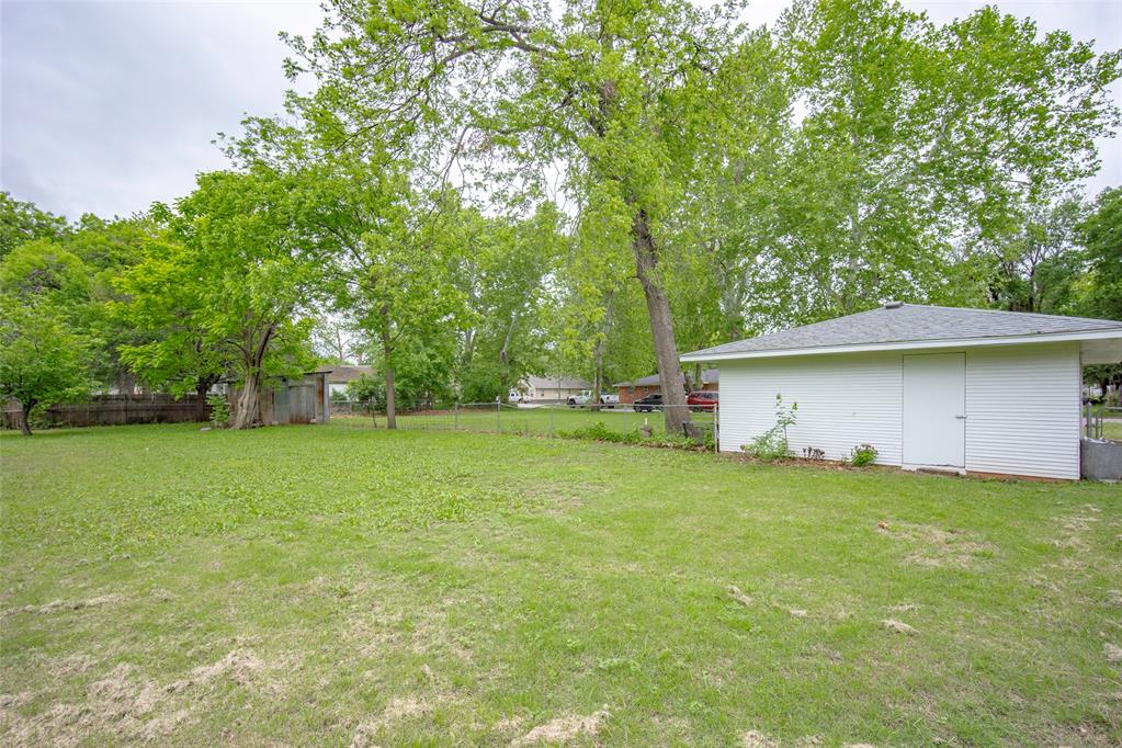 412 S Cherry Street Property Photo 26