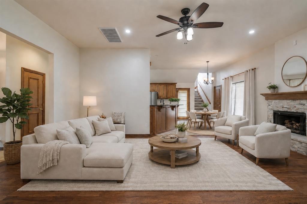 18016 San Mateo Court Property Photo 5