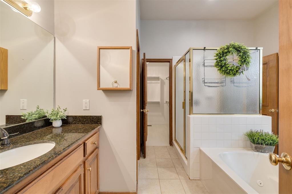 18016 San Mateo Court Property Photo 7