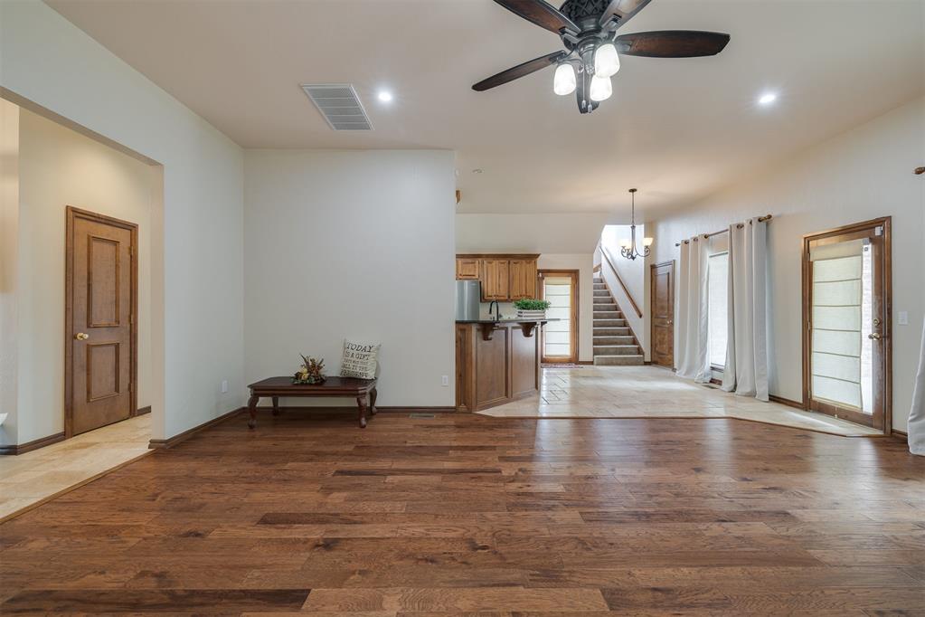18016 San Mateo Court Property Photo 12
