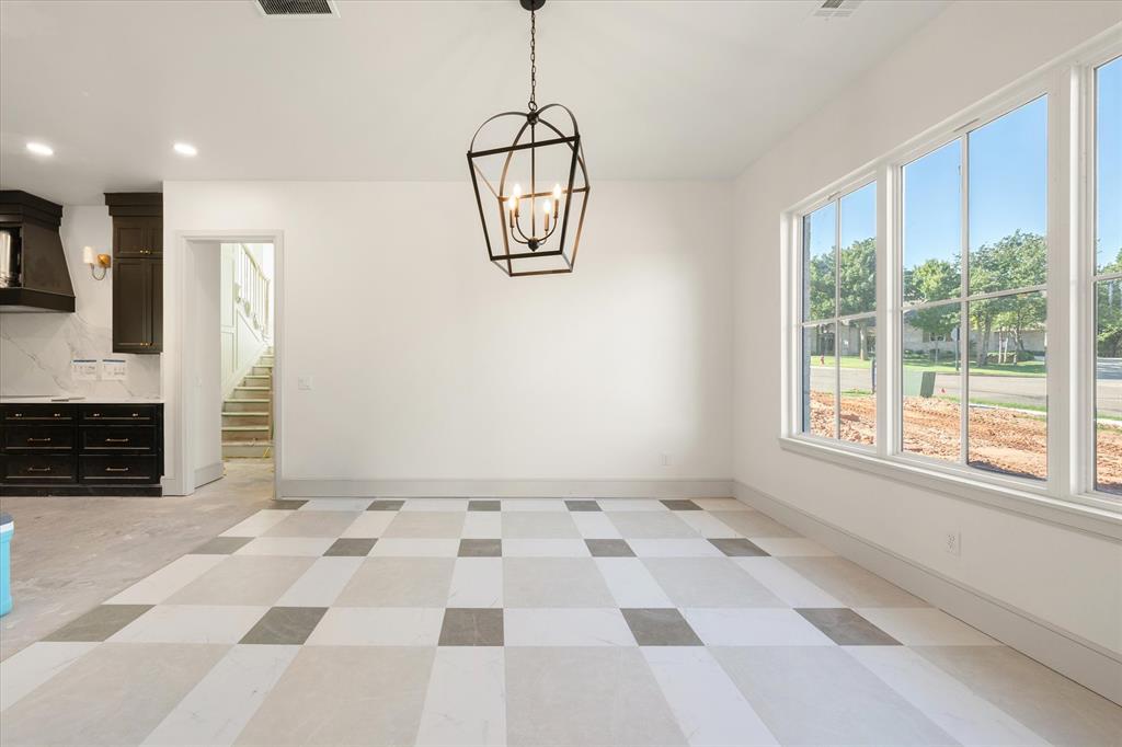 3024 Fountain Creek Drive Property Photo 12