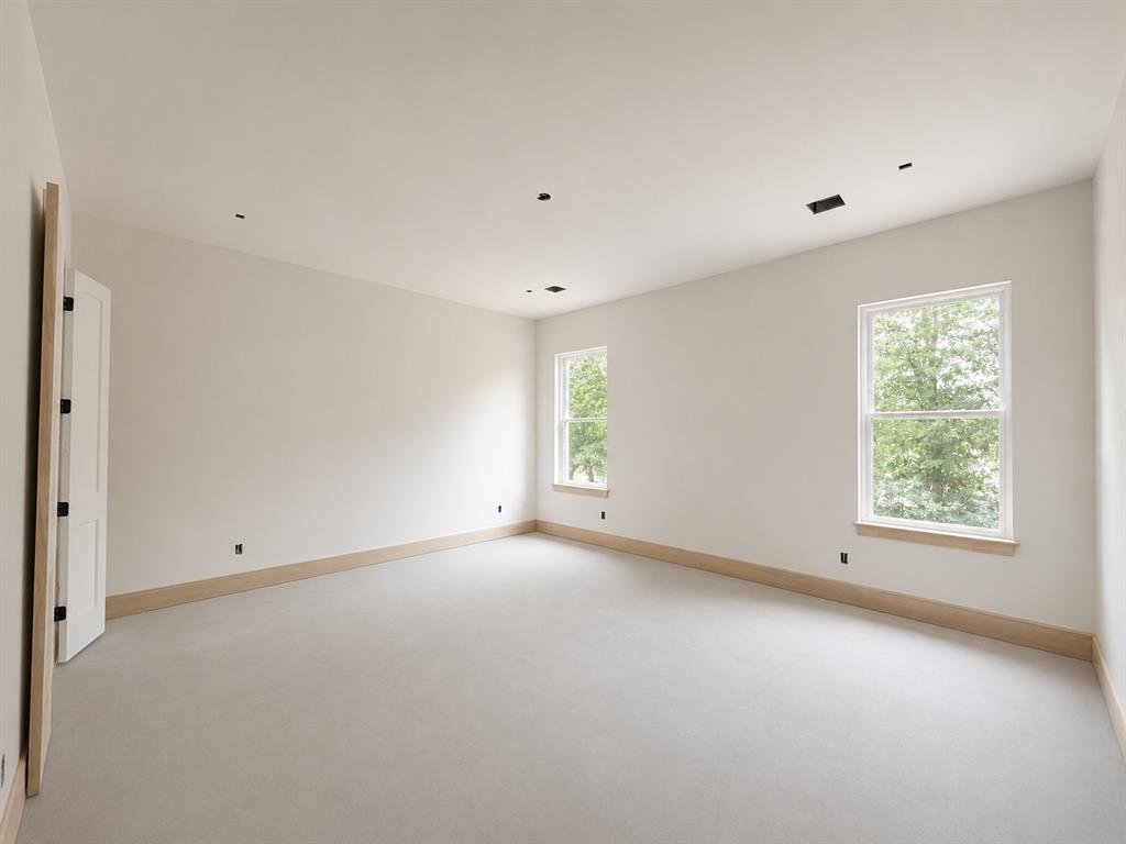 3024 Fountain Creek Drive Property Photo 14