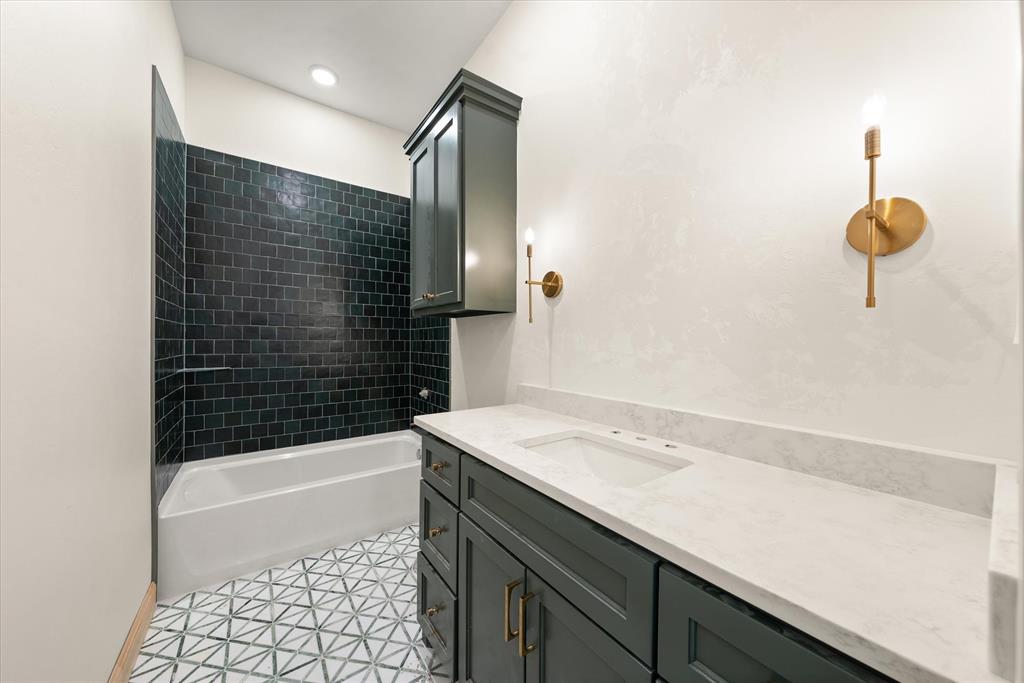 3024 Fountain Creek Drive Property Photo 25