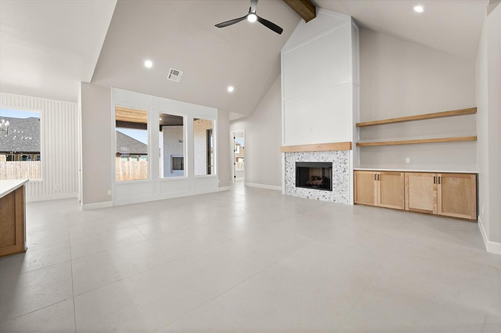 15432 Capri Lane Property Photo 8