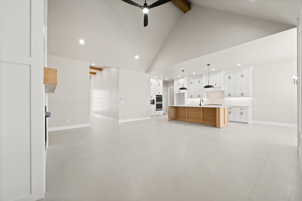15432 Capri Lane Property Photo 21