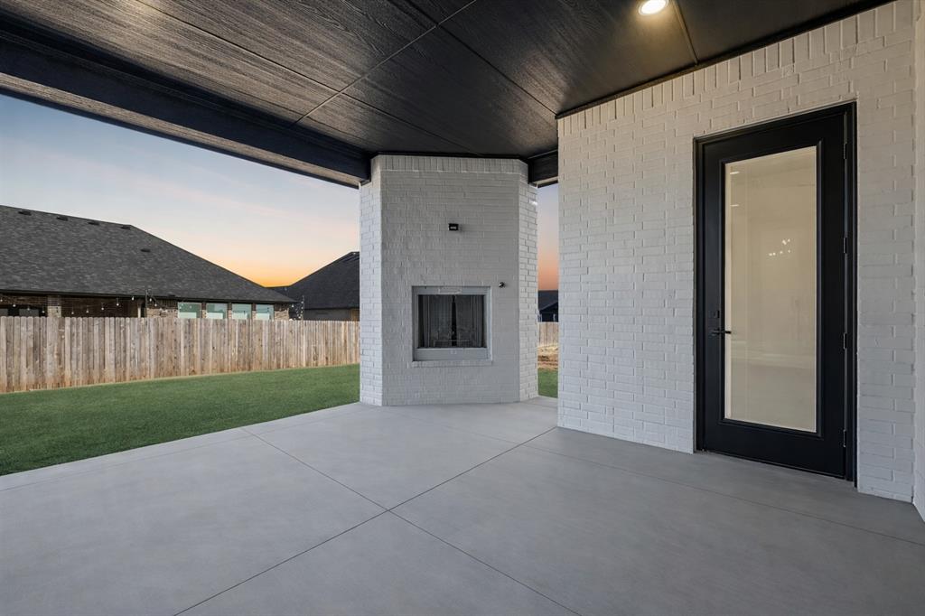 15432 Capri Lane Property Photo 45