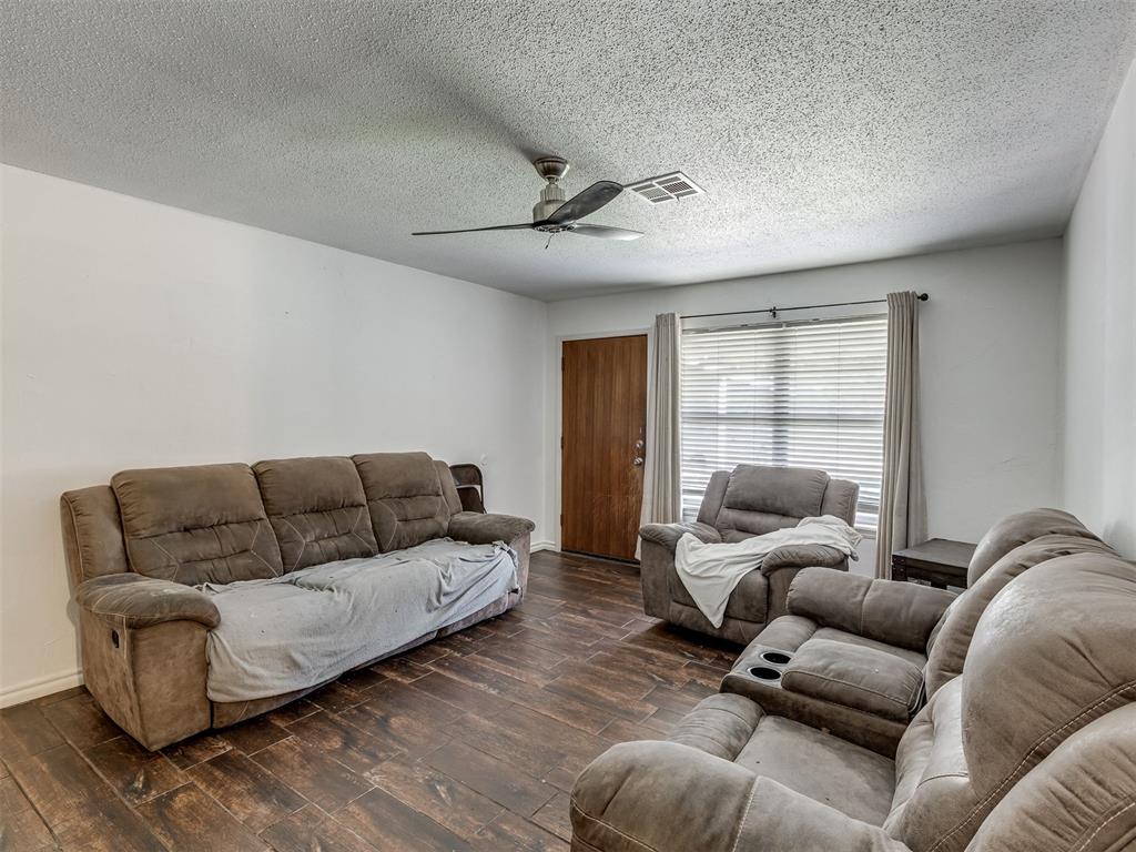 113 Oakside Drive Property Photo 8