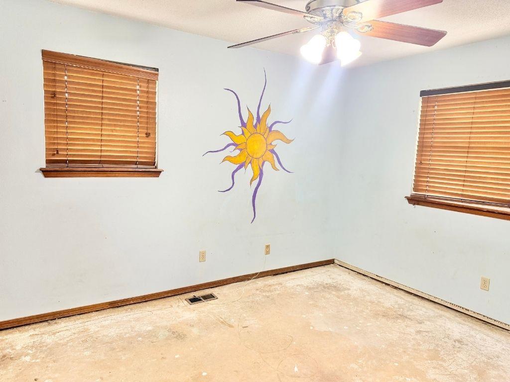 11532 Hastings Avenue Property Photo 8